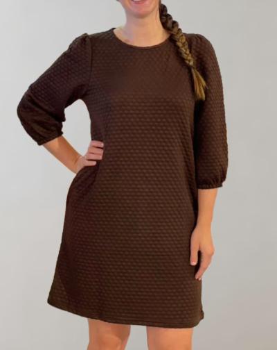 Ivah - Mellemlang Kjole med Boble-Design