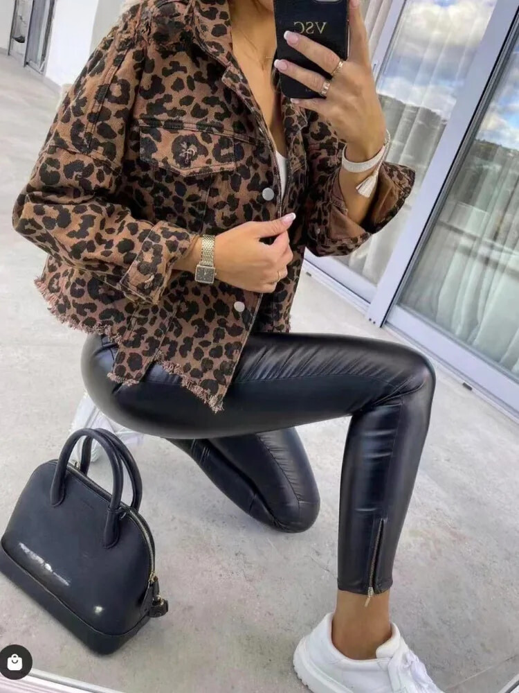 Sanja - Stilfuld Tigerprint Jakke til Kvinder