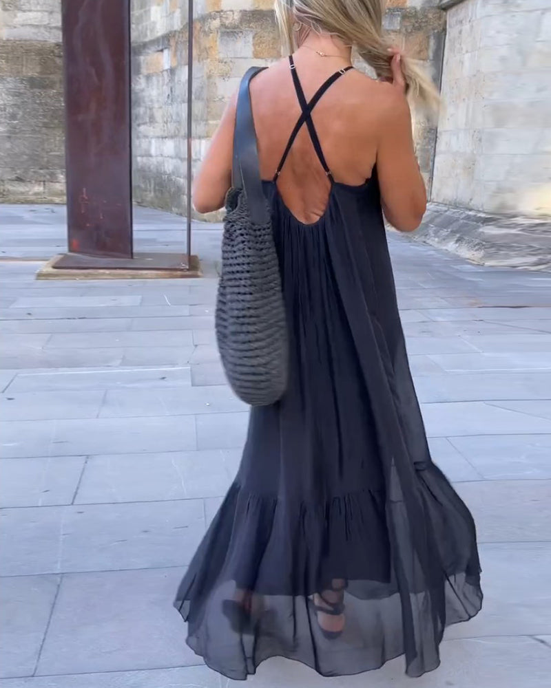Balbina - Elegant og luftig kjole med halterneck