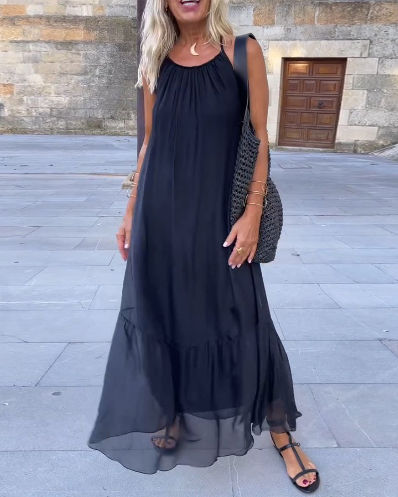 Balbina - Elegant og luftig kjole med halterneck