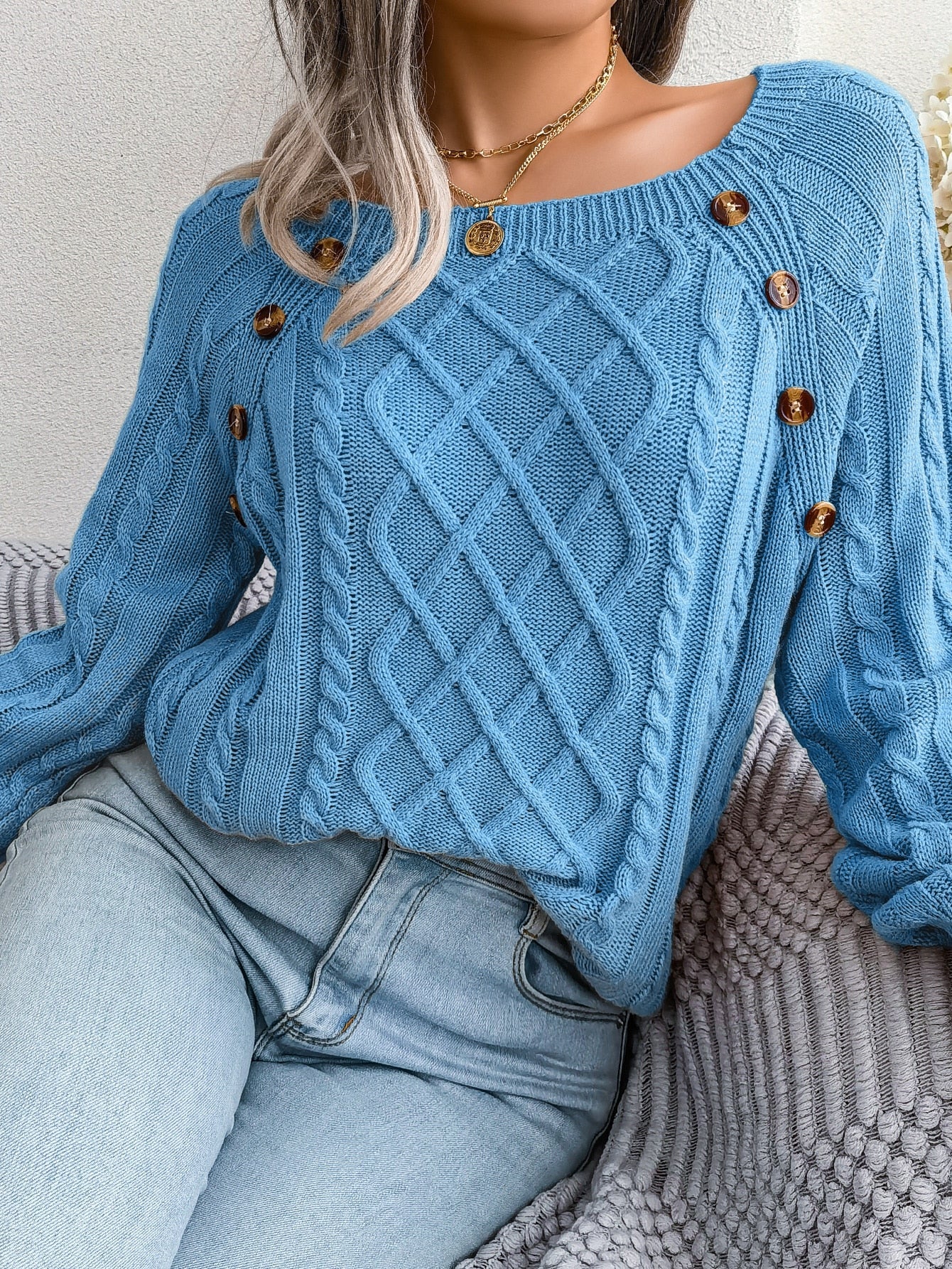 Ruth - Varm og strikket sweater